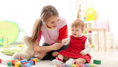 Necesito niñera para cuidar a mi hija por las mañanas